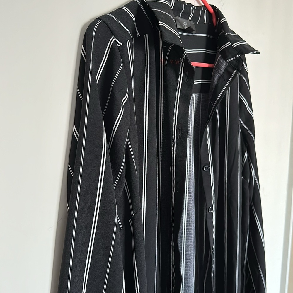 Striped Duster - Picture 2 of 3